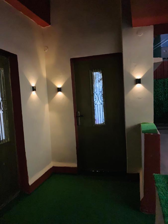 Laura's Cozy Madaba